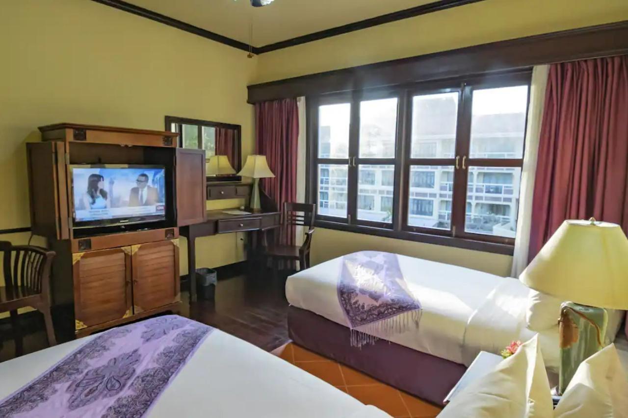 Grand Sunset Angkor Hotel Siem Reap Exterior photo