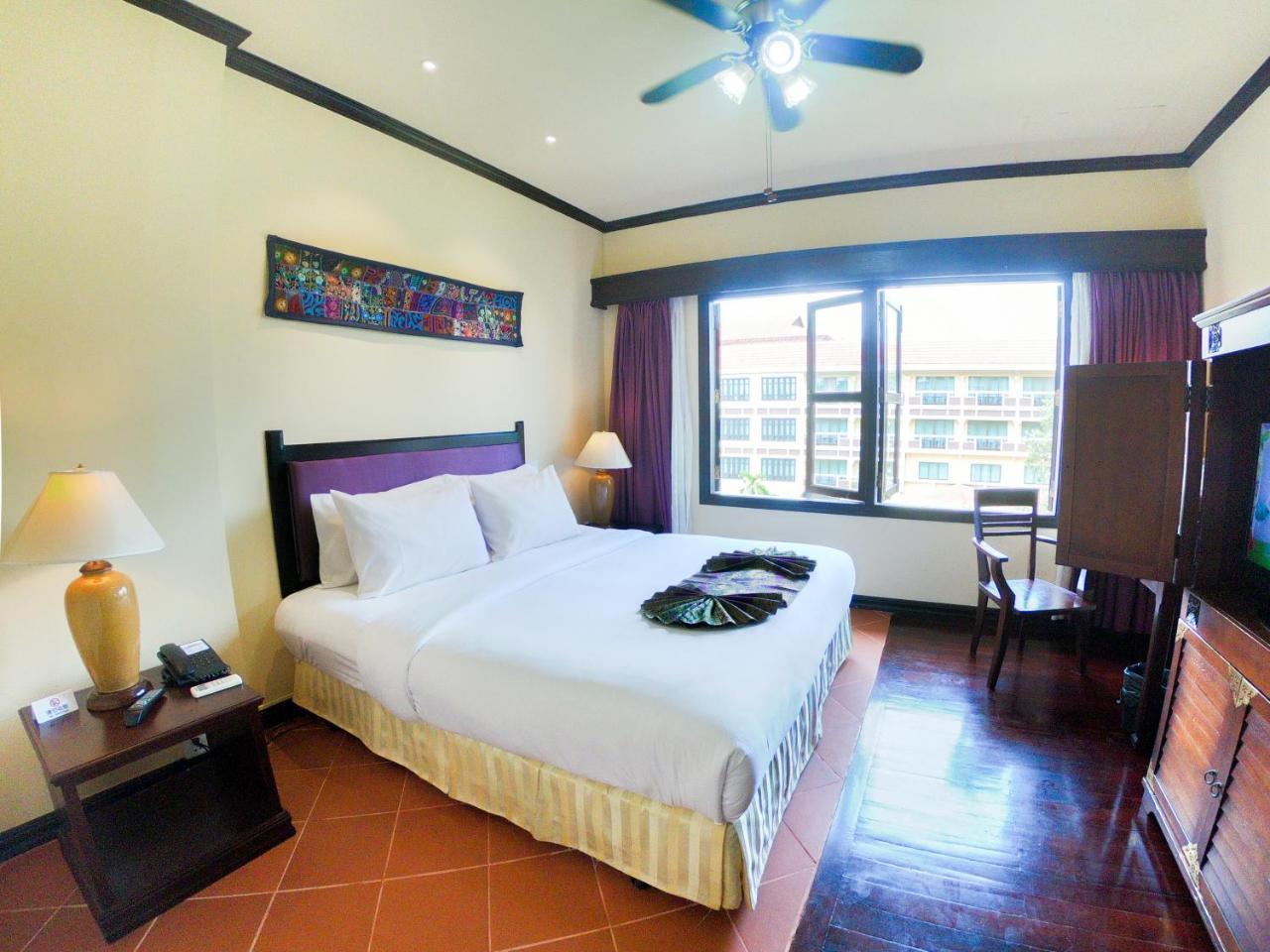 Grand Sunset Angkor Hotel Siem Reap Room photo