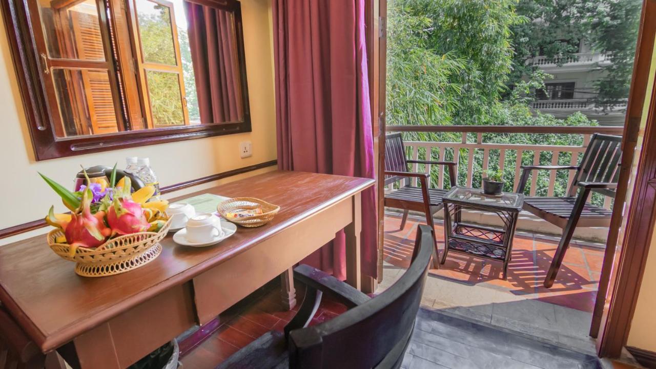 Grand Sunset Angkor Hotel Siem Reap Exterior photo
