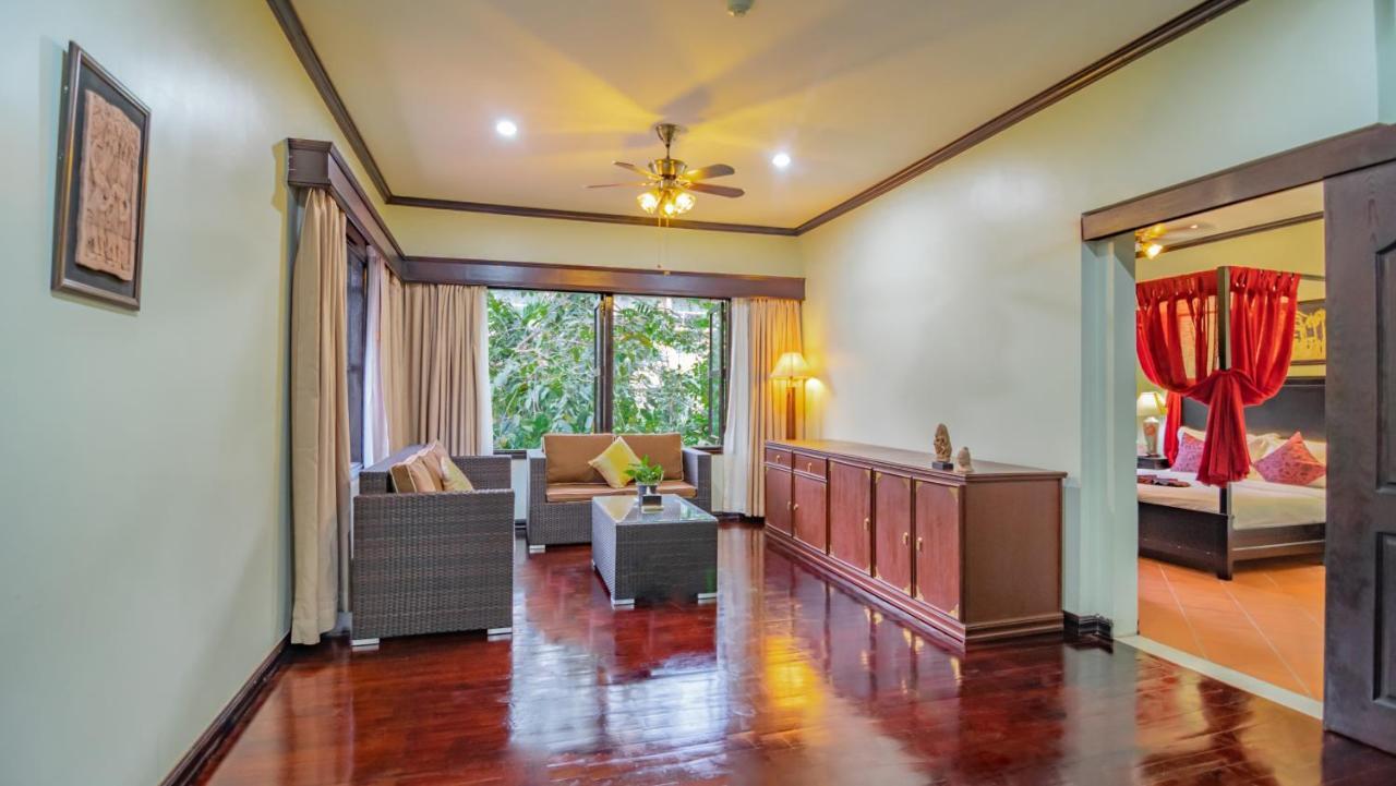 Grand Sunset Angkor Hotel Siem Reap Exterior photo