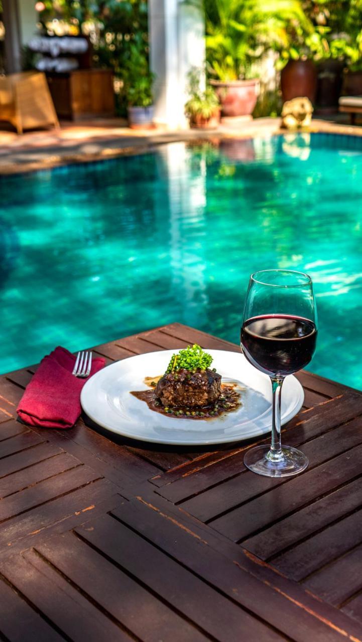 Grand Sunset Angkor Hotel Siem Reap Exterior photo