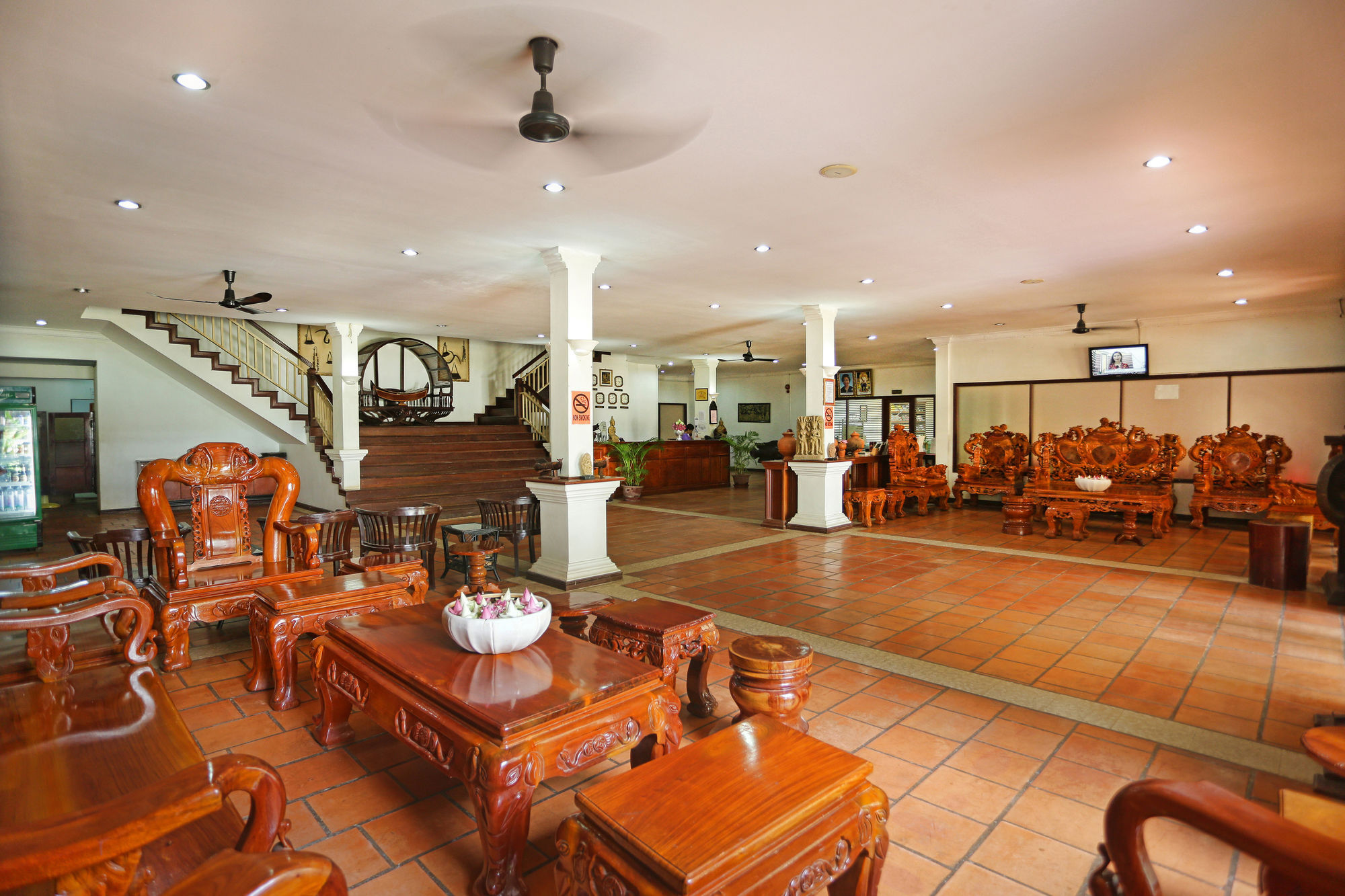 Grand Sunset Angkor Hotel Siem Reap Exterior photo
