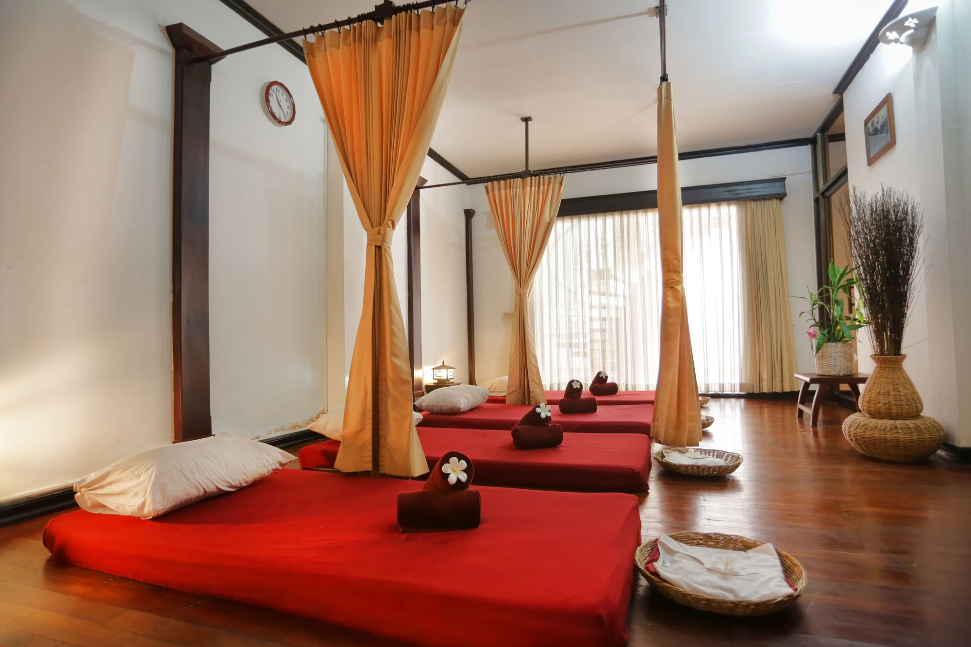 Grand Sunset Angkor Hotel Siem Reap Exterior photo